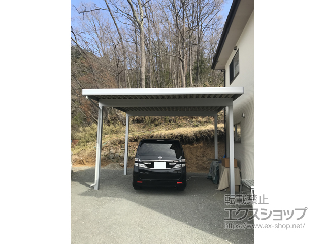 山梨県大月市ののカーポート ジーポートneo Aタイプ 2台用 角柱4本柱 積雪〜100cm対応 施工例