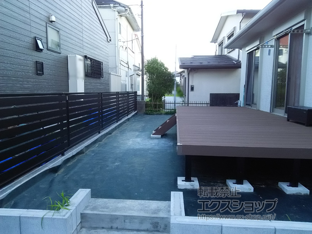 千葉県千葉市ののウッドデッキ リウッドデッキ 200＋リウッド ステップ5型 Sタイプ（2段） 施工例