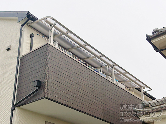 兵庫県加古川市ののバルコニー・ベランダ屋根 プレシオステラス R型 屋根タイプ 連棟 積雪〜20cm対応 施工例