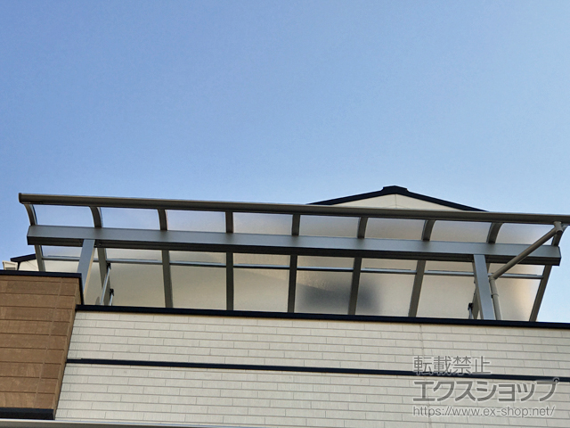 埼玉県戸田市ののバルコニー・ベランダ屋根 ヴェクターテラス R型 1500 屋根タイプ 単体 積雪〜50cm対応 施工例