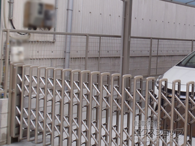 大阪府大阪市ののフェンス・柵 シンプレオフェンス5型 横目隠し 自由柱タイプ 施工例