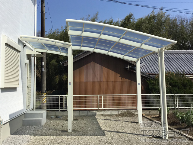 三重県四日市市ののカーポート ネスカR (ラウンドスタイル) 積雪〜20cm対応 施工例
