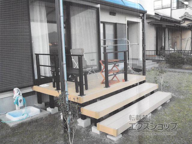 熊本県玉名市ののウッドデッキ リウッドデッキ 200＋ ルシアスデッキフェンスB03型＋段床セット2段×2セット 施工例