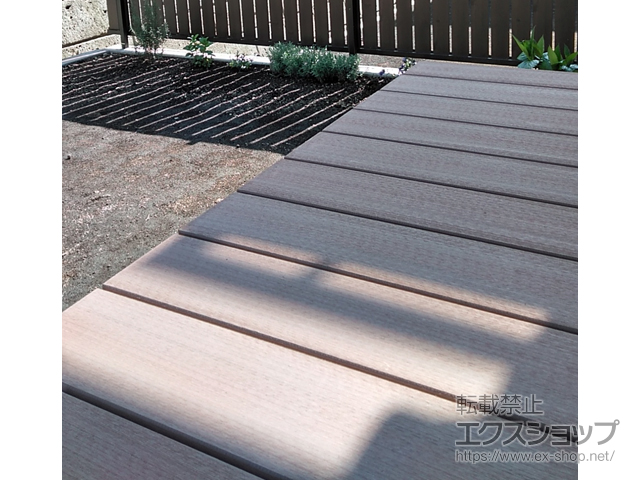 神奈川県逗子市ののウッドデッキ エバーエコウッドII グランデ 施工例