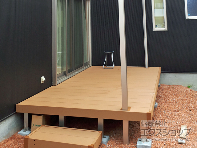 三重県津市ののウッドデッキ リウッドデッキ 200 施工例