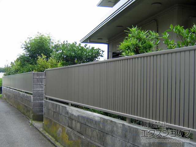 神奈川県中郡大磯町ののフェンス・柵 シンプレオフェンス4型 たて太格子 自由柱施工 施工例