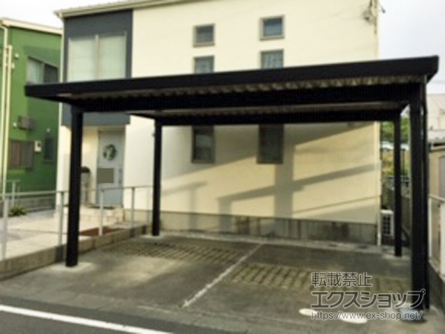 東京都八王子市のLIXIL リクシル（トステム）のカーポート テリオスポートIII 3000 2台用 角柱4本柱 積雪〜100cm対応 施工例