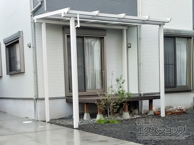 栃木県下都賀郡壬生町ののテラス屋根 ナチュレN 壁寄せ納まり 単体 積雪〜20cm対応 施工例