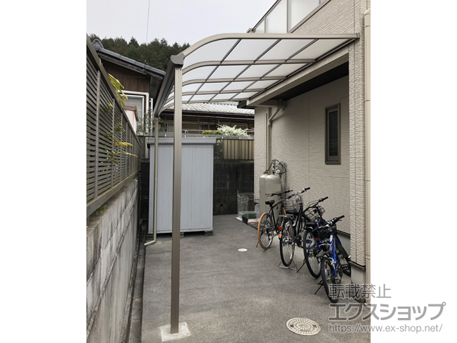 滋賀県湖南市ののテラス屋根 レボリューA R型 テラスタイプ 単体 積雪〜20cm対応 施工例