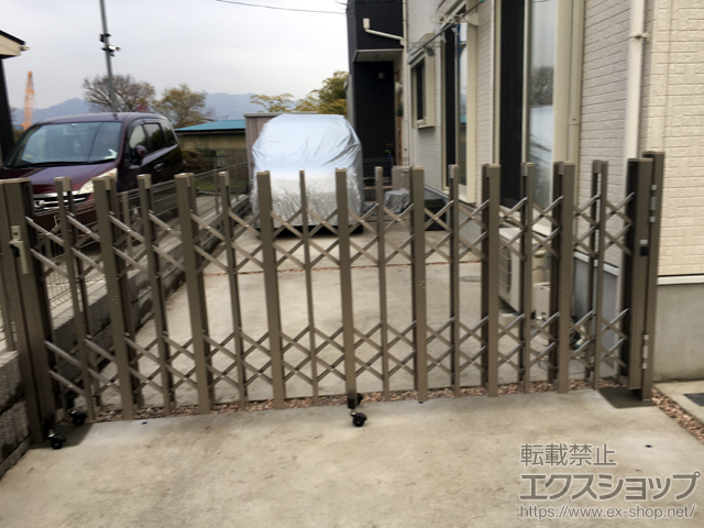 神奈川県相模原市ののカーゲート アルシャインII HW型 Aタイプ ノンレール片開き 320S 施工例