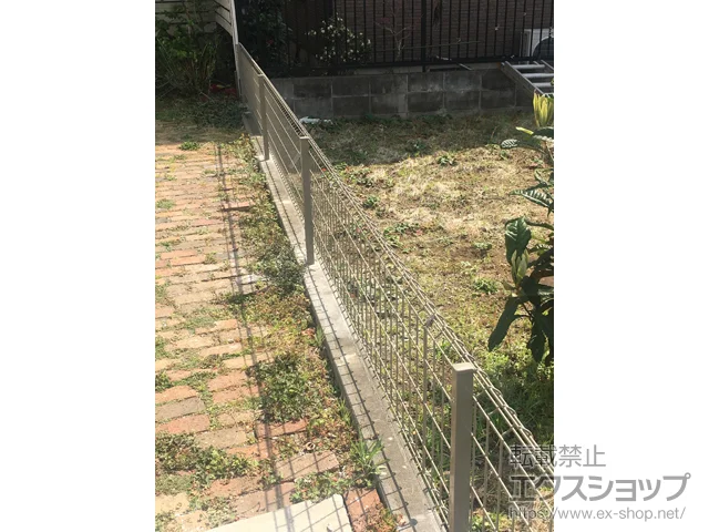 埼玉県さいたま市のLIXIL(リクシル)のフェンス・柵・塀 ハイグリッドフェンスUF8型 フリーポールタイプ 施工例
