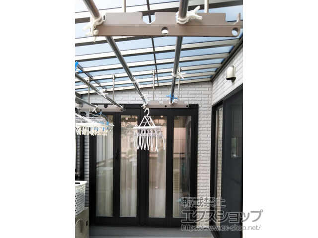 東京都八王子市ののバルコニー・ベランダ屋根 ヴェクターテラス F型 テラスタイプ 単体 積雪〜20cm対応 施工例