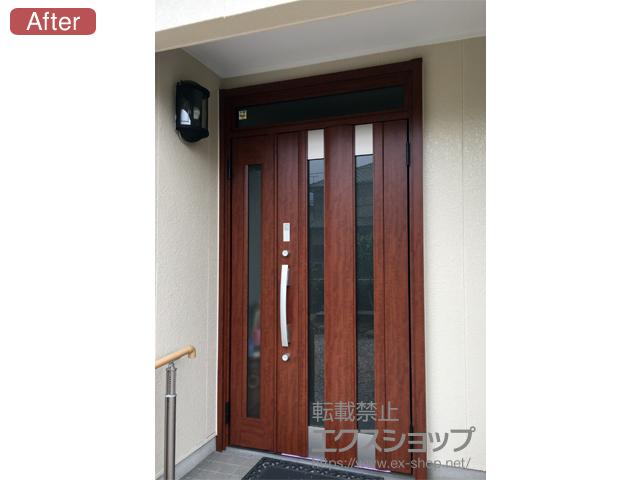 福岡県春日市のLIXIL リクシル（トステム）の玄関ドア リシェント玄関ドア3 アルミ仕様 親子仕様(ランマ無)R C14N型 ※タッチキー(リモコンタイプ)仕様 施工例