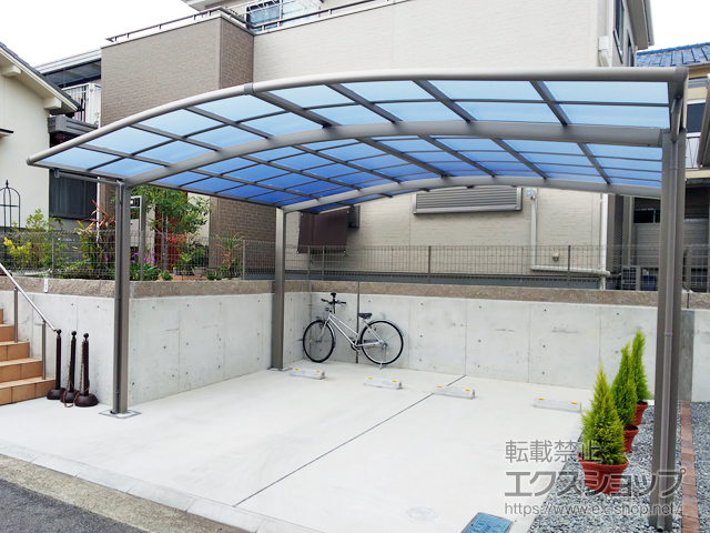 兵庫県加古川市ののカーポート ネスカR (ラウンドスタイル) ワイド 積雪〜20cm対応 施工例