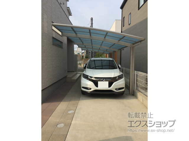 福岡県糟屋郡粕屋町ののカーポート レイナポートグラン 縦連棟　積雪〜20cm対応 施工例