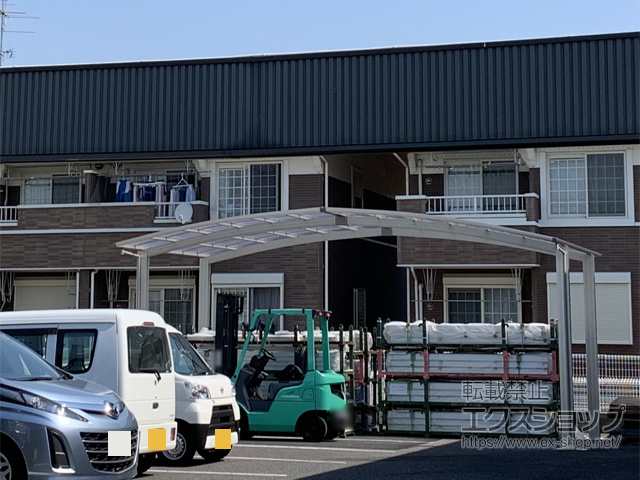 埼玉県春日部市ののカーポート レイナトリプルポートグラン　積雪〜20cm対応 施工例