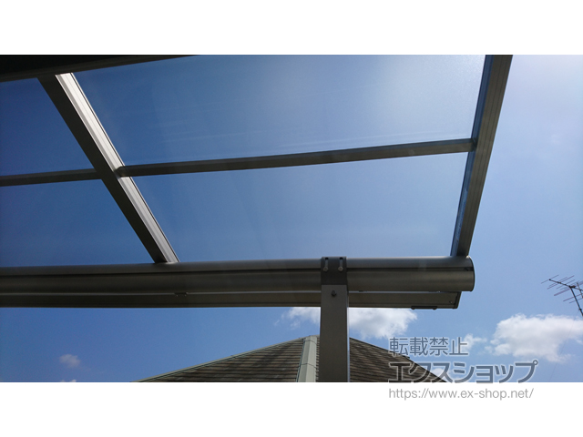 神奈川県横浜市ののバルコニー・ベランダ屋根 ヴェクターテラス F型 屋根タイプ 単体 積雪〜20cm対応 施工例