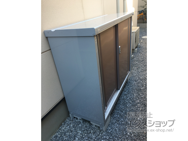 東京都三鷹市のの物置・屋外倉庫 シンプリー 一般型 1320×515×1103 MJX-135B-P-AR 施工例