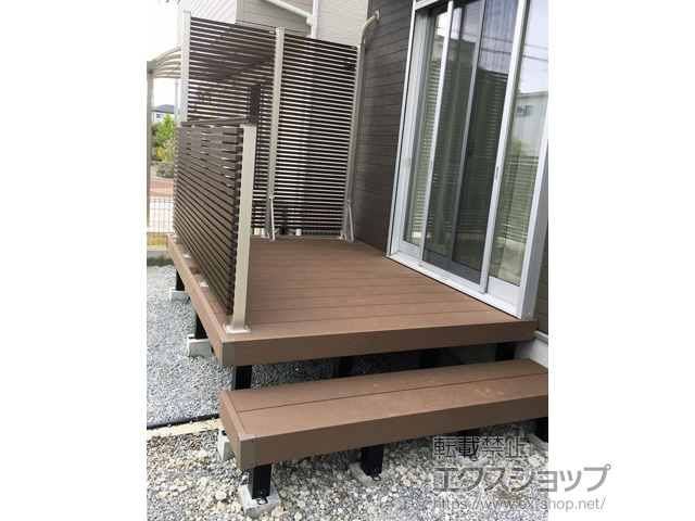 埼玉県三郷市ののウッドデッキ リウッドデッキ 200 施工例
