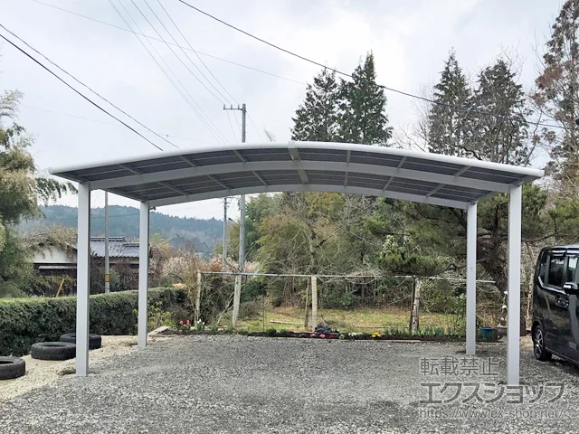 岐阜県中津川市のLIXIL(リクシル)のカーポート ネスカR (ラウンドスタイル) ワイド 積雪～20cm対応 施工例