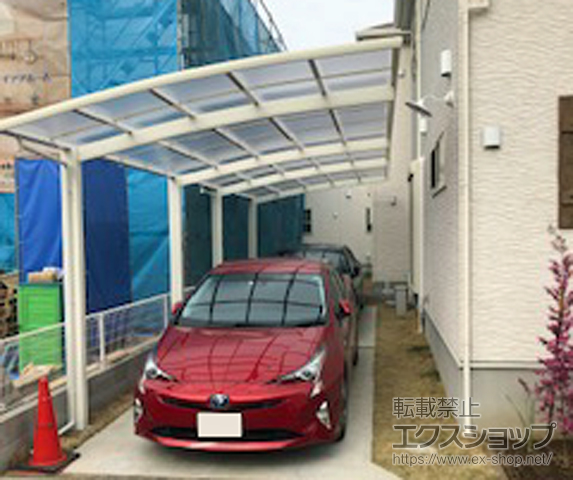 埼玉県草加市ののカーポート レイナポートグラン 縦連棟　積雪〜20cm対応 施工例