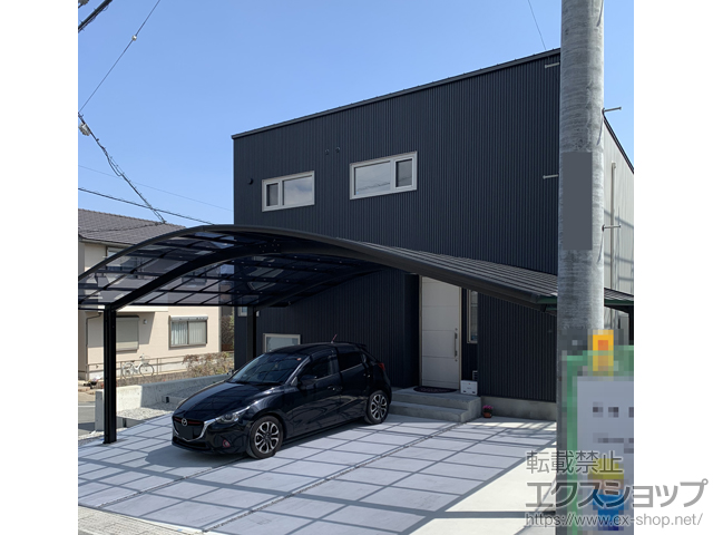 三重県四日市市のLIXIL リクシル（トステム）のカーポート リベルポートシグマIII 3台用 積雪〜20cm対応 施工例