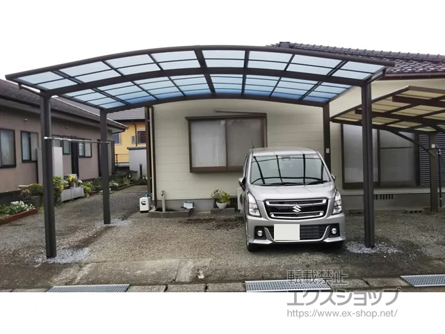 宮崎県小林市のLIXIL(リクシル)のカーポート ネスカR ワイド 積雪～20cm対応 台風補償付 施工例