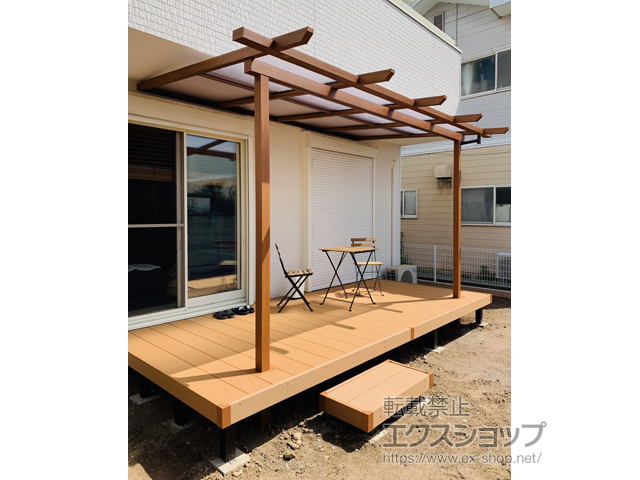 群馬県伊勢崎市ののウッドデッキ リウッドデッキ 200 施工例