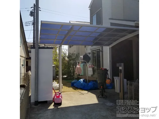 千葉県船橋市のYKKAPのカーポート レイナポートグラン 積雪〜20cm対応 施工例