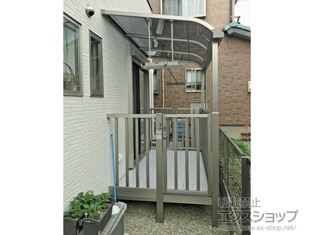 愛知県江南市ののバルコニー・ベランダ屋根 スピーネ R型 ビューステージFスタイル屋根タイプ 単体 積雪〜20cm対応 施工例