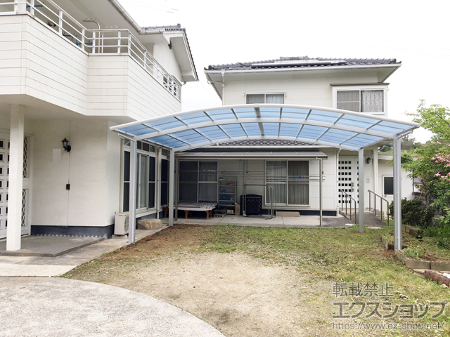 広島県福山市ののカーポート ネスカR (ラウンドスタイル) ワイド 積雪〜20cm対応 施工例