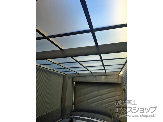 大阪府大阪市ののカーポート ネスカF (フラットスタイル) 積雪〜20cm対応 施工例