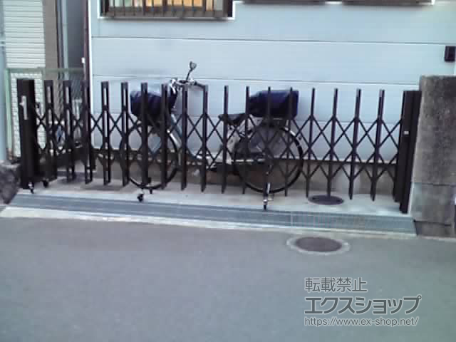 大阪府枚方市ののカーゲート アルシャインII M型 Aタイプ ノンレール 片開き 390S 施工例