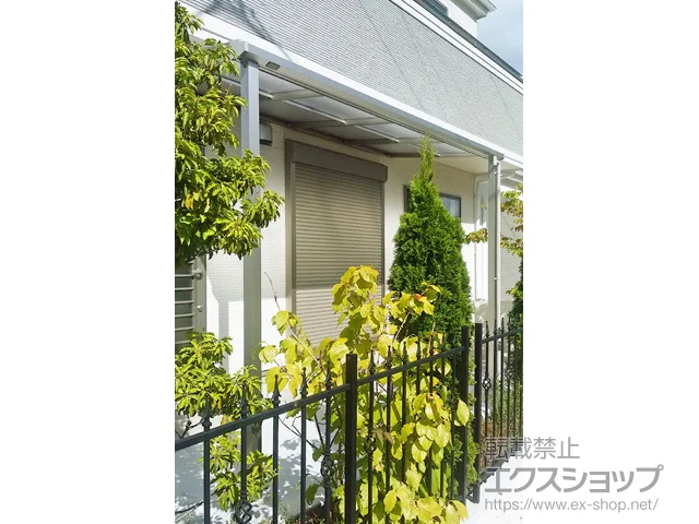 千葉県八千代市のYKKAPのテラス屋根 ソラリア F型 テラスタイプ 単体 積雪～20cm対応 施工例