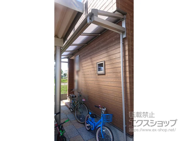 岐阜県岐阜市のYKKAPのバルコニー・ベランダ屋根 ヴェクターテラス F型 ルーフタイプ 単体積雪～20cm対応 施工例