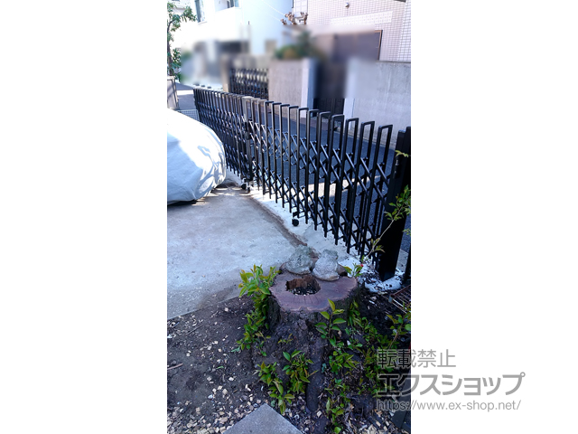 東京都中野区ののカーゲート トリップゲート ペットガード型 ノンレール 両開き 52W(26S+26M) 施工例