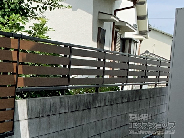 ののフェンス・柵 モクアルフェンス 横板タイプ 自由柱施工 施工例