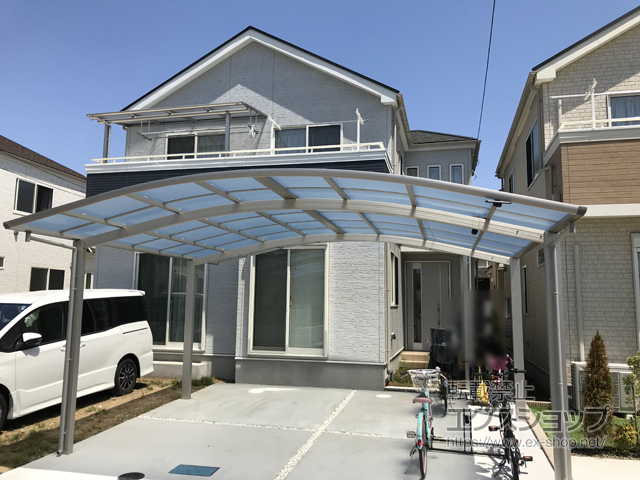 千葉県流山市ののバルコニー・ベランダ屋根 ヴェクターテラス F型 屋根タイプ 単体 積雪〜20cm対応 施工例