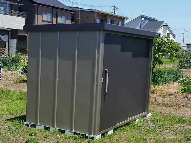 岐阜県安八郡安八町のの物置・屋外倉庫 エスケーエイト SK8-130 一般型 2600×1600×1940 SK8-130-GK 施工例