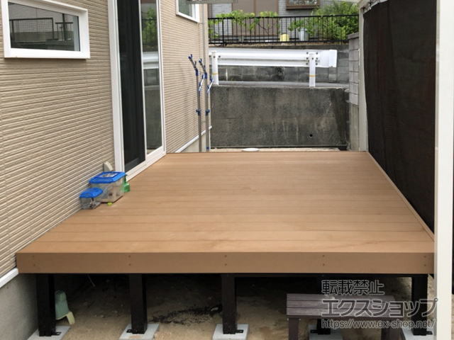 福岡県筑紫野市ののウッドデッキ リウッドデッキ 200 施工例