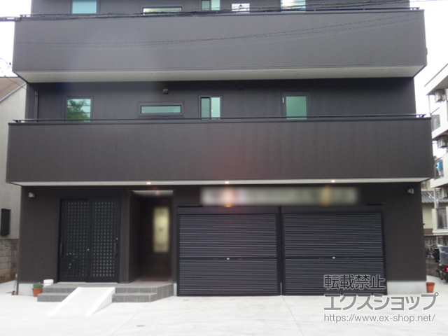 東京都小平市のLIXIL リクシル（トステム）のガレージシャッター ガレージシャッタークワトロ 手動式 外部付タイプ 施工例