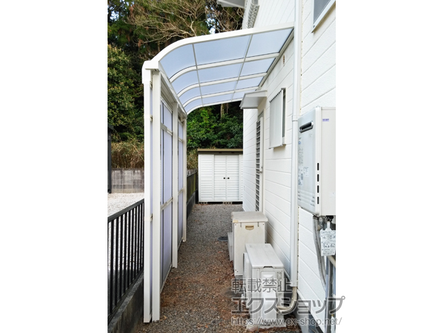 三重県津市ののストックヤード スピーネストックヤードR型 パネルタイプ スクリーン仕様 積雪〜20cm対応 施工例