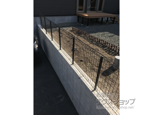 北海道札幌市ののフェンス・柵 イーネットフェンス1F型 自由柱タイプ 施工例