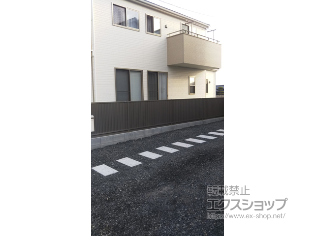 山口県防府市ののフェンス・柵 プレスタフェンス 6型 たて目隠し 間仕切柱 施工例