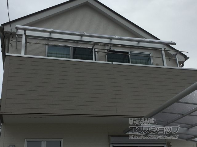 東京都八王子市ののバルコニー・ベランダ屋根 ソラリア R型 屋根タイプ 単体 積雪〜20cm対応 施工例