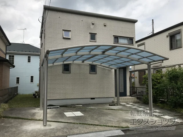 神奈川県厚木市のYKKAPのカーポート レイナツインポートグラン　積雪～20cm対応 施工例