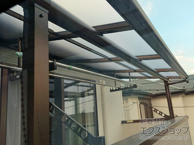 千葉県市川市ののバルコニー・ベランダ屋根 プレシオステラス F型 屋根タイプ 単体 積雪〜20cm対応 施工例