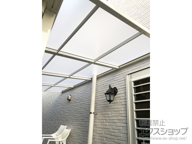 大阪府八尾市ののテラス屋根 スピーネ F型 テラスタイプ 単体 積雪〜20cm対応 施工例