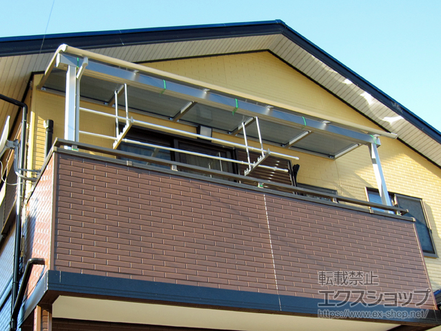 滋賀県東近江市ののバルコニー・ベランダ屋根 ヴェクターテラス R型 屋根タイプ 単体 積雪〜20cm対応 施工例