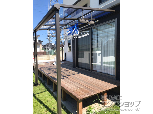 群馬県桐生市ののテラス屋根 スピーネ F型 テラスタイプ 単体 積雪〜20cm対応 施工例